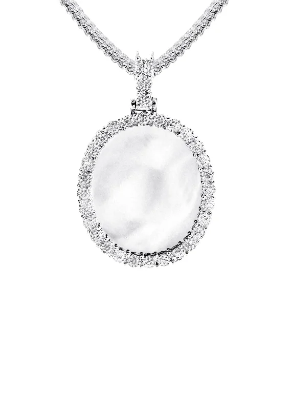 10k-white-gold-small-diamond-oval-picture-pendant-franco-chain-appx-17-grams