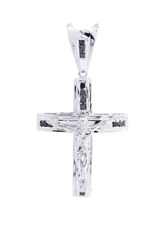 Diamond Cross Pendant | 0.33 Carats | 4.28 Grams