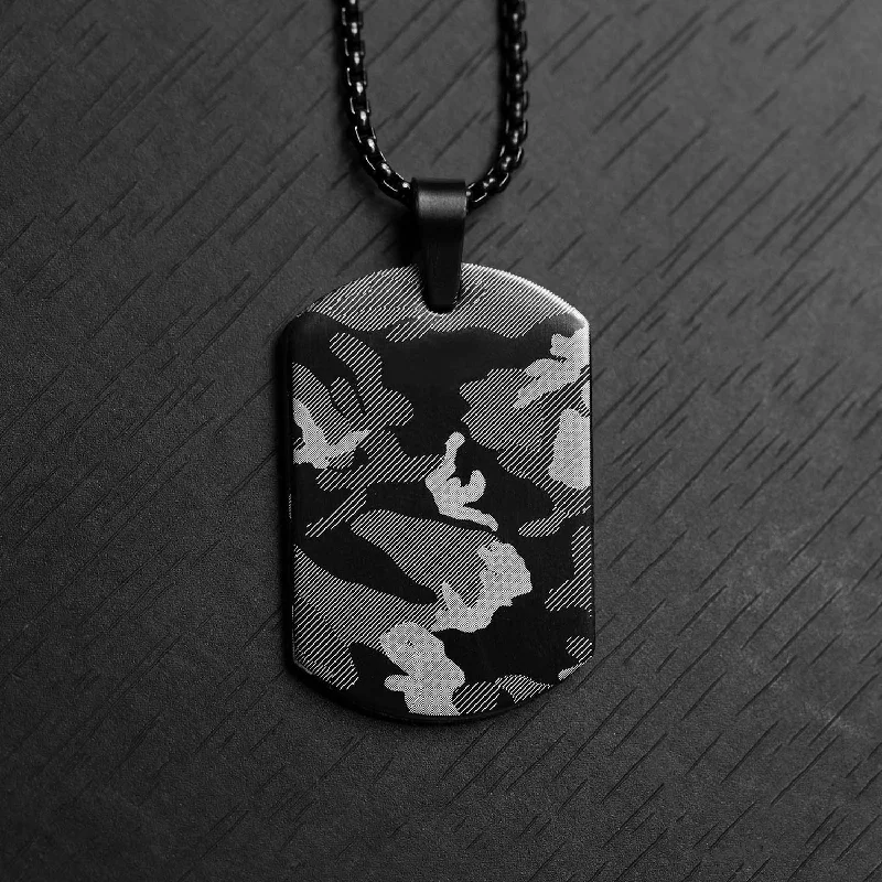 classic-camo-dog-tag-necklace