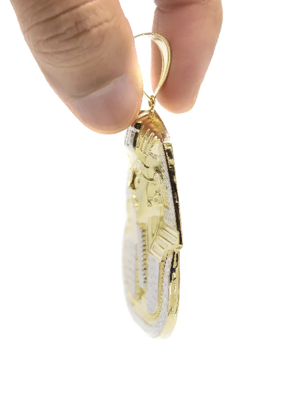 copy-of-10k-yellow-gold-feline-pendant-3-2-grams