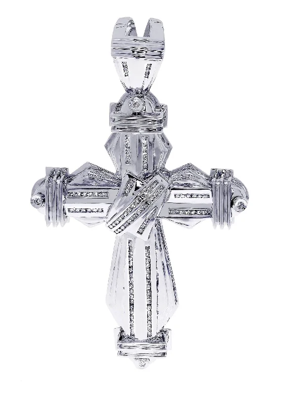 Diamond Cross Pendant| 1.04 Carats| 32.22 Grams