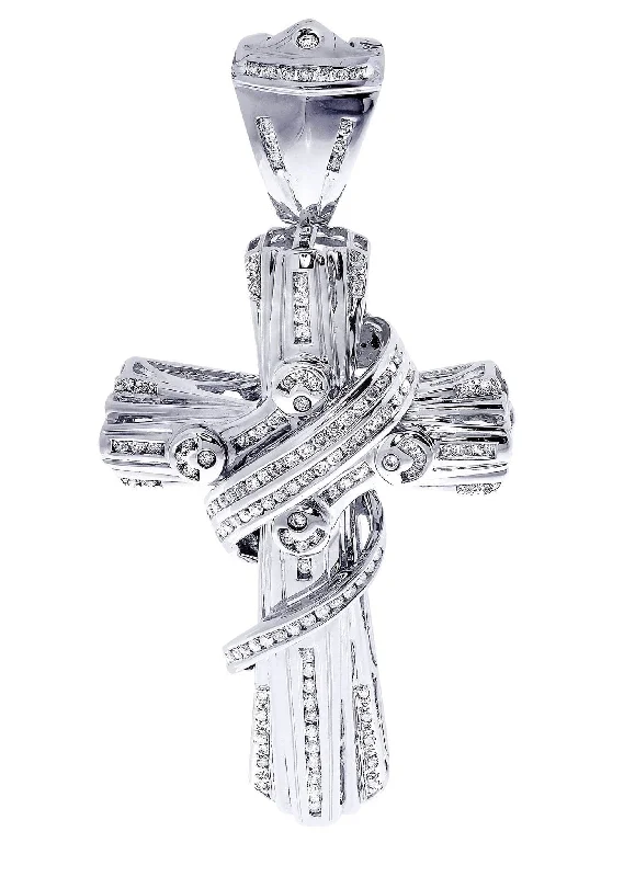 Diamond Cross Pendant| 1.68 Carats| 29.86 Grams