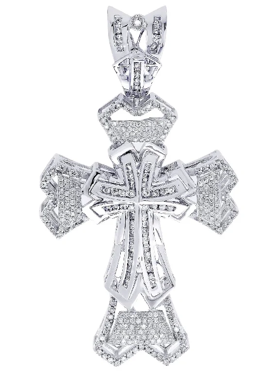 Diamond Cross Pendant| 2.28 Carats| 21.68 Grams