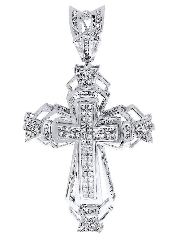 Diamond Cross Pendant| 3.05 Carats| 18.65 Grams