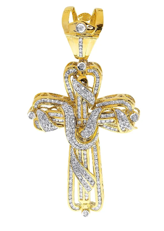 Diamond Cross Pendant| 3.25 Carats| 29.69 Grams