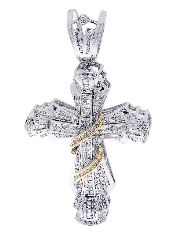 Diamond Cross Pendant| 3.3 Carats| 23.19 Grams