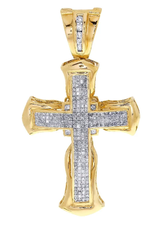 Diamond Cross Pendant| 4.48 Carats| 13.17 Grams