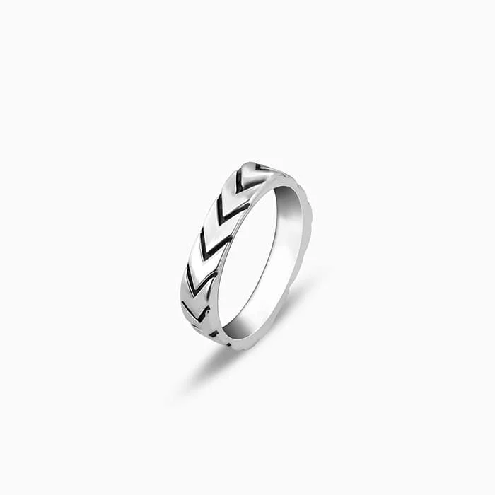 oxidised-silver-classic-arrow-ring-for-him