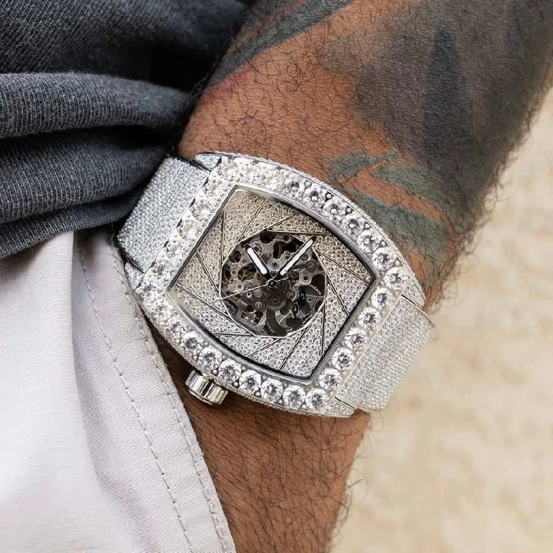 perennial-era-auto-watch-fully-iced