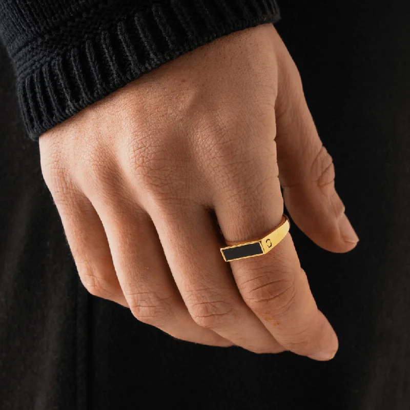 rectangle-stone-ring-gold