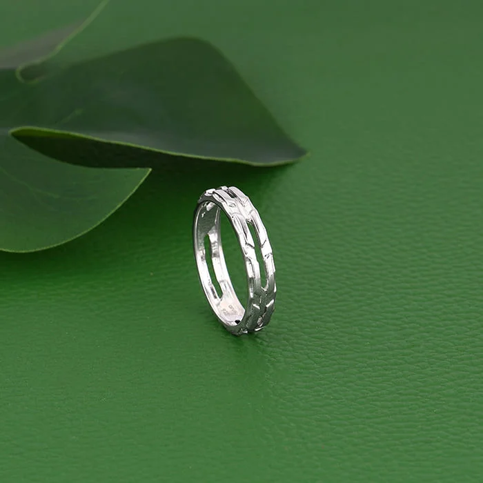 silver-mirthful-ring-for-him