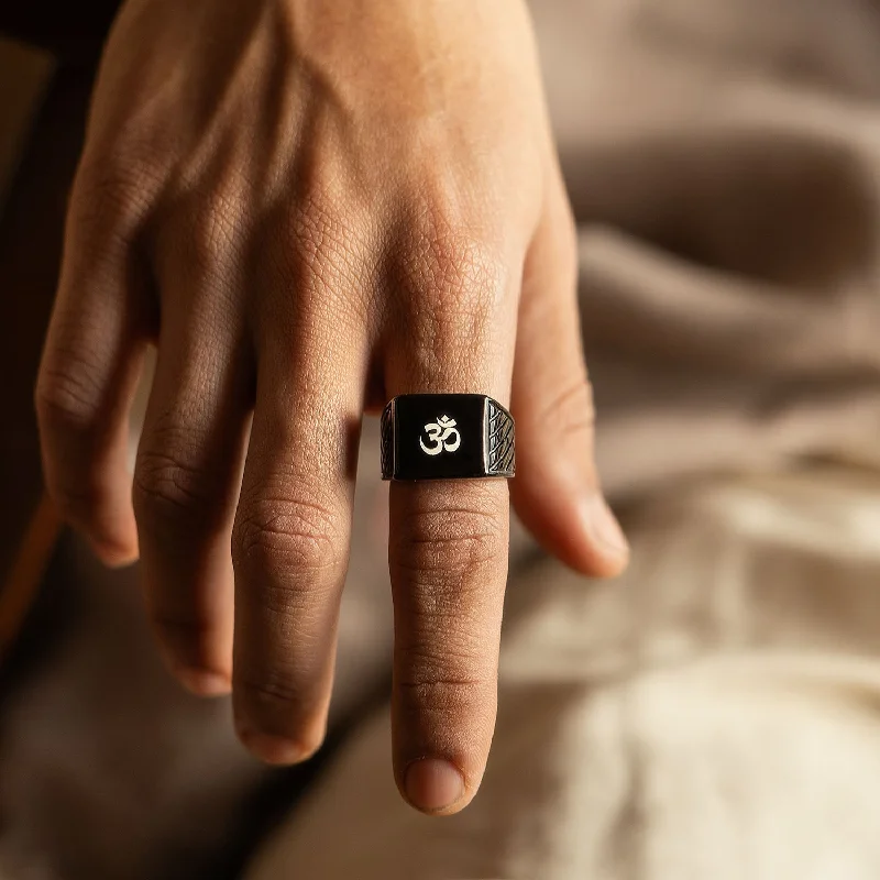 spiritual-black-hercules-ring