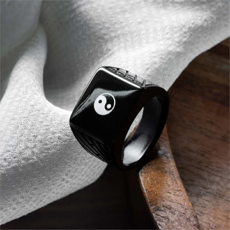 spiritual-black-hercules-ring