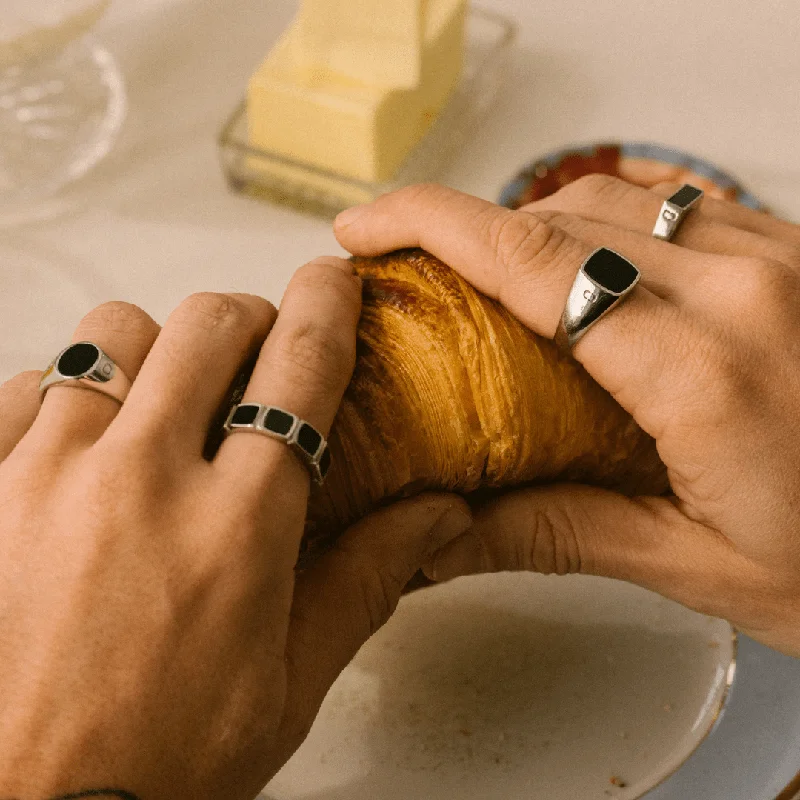 stone-band-ring-silver