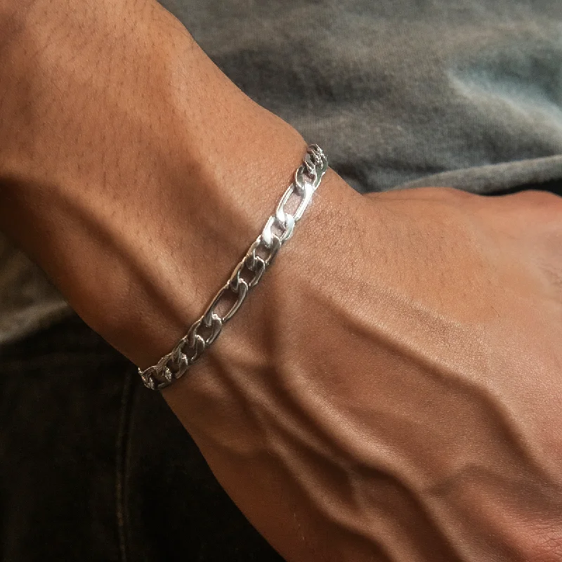 Figaro Bracelet in White Gold- 6mm