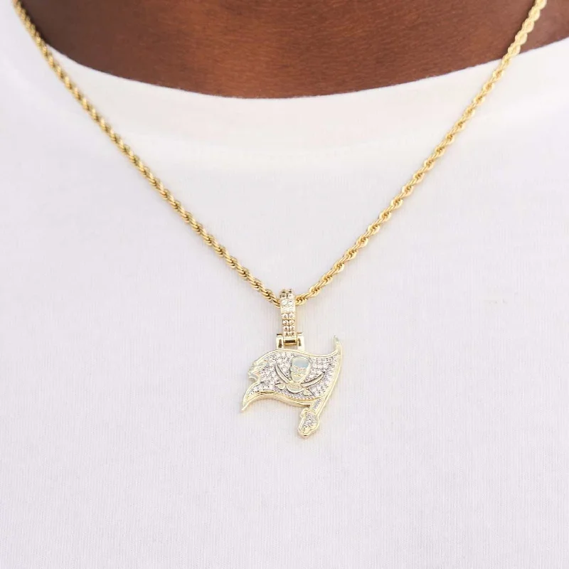 Tampa Bay Buccaneers Micro Logo Pendant - Yellow Gold