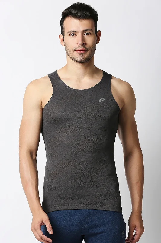 Long Distance Singlet